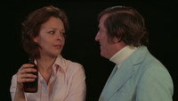 Обои к фильму «L'eau chaude, l'eau frette (1976)» — (13 из 14)