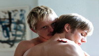 «Не выключай свет (2012)» — обои к фильму #4