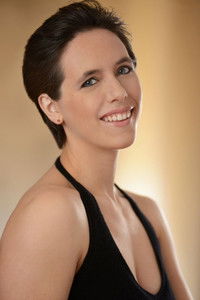 Sarah Kuklis profile