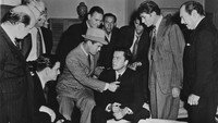 «The Chance of a Lifetime (1943)» — обои к фильму #1