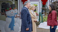 «You, Me & the Christmas Trees (2021)» — обои к фильму #4