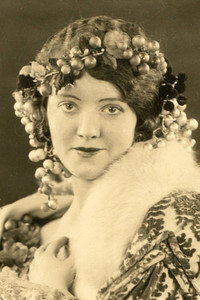 Helen Ray