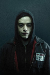 Постер сериала «Мистер Робот (2015-2019)» — (8 из 70)