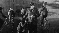 «Похитители велосипедов (1948)» — обои к фильму #10