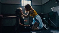 Обои к сериалу «Дворик (2018 - 2019)» — (14 из 18)