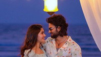 «Aa Ammayi Gurinchi Meeku Cheppali (2022)» — обои к фильму #1