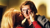 «Как это делается с девушками (2002)» — обои к фильму #2