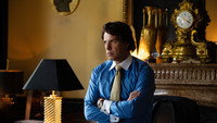 Обои к сериалу «Тысяча жизней Бернара Тапи (2023)» — (12 из 13)
