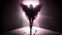«Victoria's Secret: Ангелы и демоны (2022)» — обои к сериалу #2