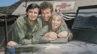 Обои к сериалу «Чёртова служба в госпитале Мэш (1972-1983)» — (16 из 47)