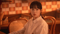 Обои к сериалу «Скажи мне, что это любовь (2023)» — (19 из 42)