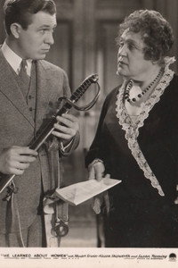 Постер к фильму Он узнал о женщинах (1932)