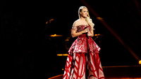 «My Gift: A Christmas Special from Carrie Underwood (2020)» — обои к фильму #6
