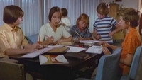«Няня с усами (1971)» — обои к фильму #1