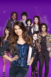 Постер сериала «Виктория-победительница (2010-2013)» — (14 из 51)