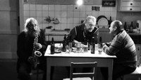 «Odborný dohled nad východem Slunce (2014)» — обои к фильму #2