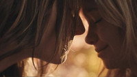 «Little Match Girl (2018)» — обои к фильму #1
