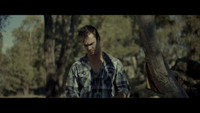 «Затаившийся в лесу (2015)» — обои к фильму #7