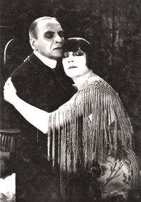 Постер к фильму Tausend und eine Frau. Aus dem Tagebuch eines Junggesellen (1918)