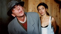 «Второстепенные люди (2001)» — обои к фильму #1