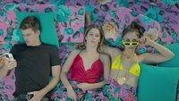 Ver Élite historias breves: Guzmán Caye Rebe Temporada 1 Capitulo 1 Online Gratis HD Poster VER Élite historias breves: Guzmán Caye Rebe Temporada 1 Capitulo 1 Online Gratis HD