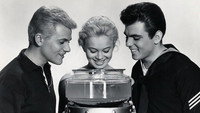 «Love in a Goldfish Bowl (1961)» — обои к фильму #1