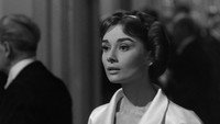 «Любовь после полудня (1957)» — обои к фильму #3