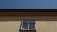 About the Memoirs of a House