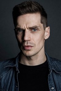 Björn Stefánsson as Gunnar in Rift