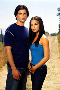 Постер сериала «Тайны Смолвиля (2001-2017)» — (46 из 161)