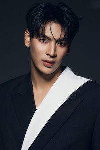 เนส ธนทัต