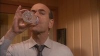 S02E04 - (2005)