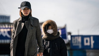 Обои к фильму «Мисс Пэк (2018)» — (22 из 34)