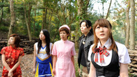 «Woman Hunting Massacre Woods (2012)» — обои к фильму #1