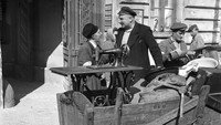 «Пограничная улица (1948)» — обои к фильму #9