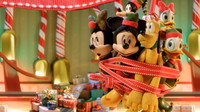 «Mickey Saves Christmas (2022)» — обои к мультфильму #5