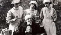 «Lonesome Luke Loses Patients (1917)» — обои к фильму #1