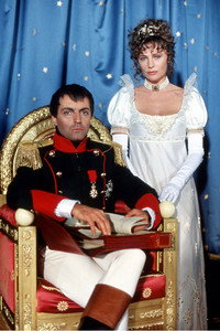 Постер сериала «Наполеон и Жозефина. История любви (1987)» — (2 из 6)