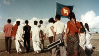 «Muktir Gaan (1995)» — обои к фильму #1
