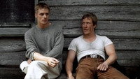 «Цветы от победителей (1999)» — обои к фильму #1
