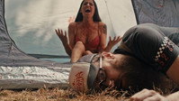 «Истории мертвых: Ферма (2019)» — обои к фильму #1