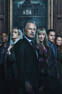 Постер сериала «Падение дома Ашеров (2023)» — (1 из 28)
