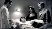 «Руки незнакомца (1962)» — обои к фильму #1