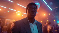 Обои к сериалу «Эрик (2024)» — (20 из 43)