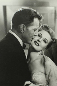 Постер фильма «Умные девушки не болтают (1948)» — (1 из 4)