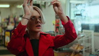 «Sunday Girl (2017)» — обои к фильму #4