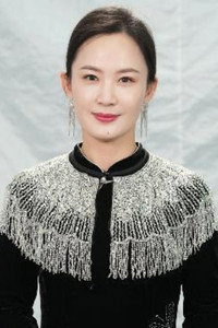 隋佳