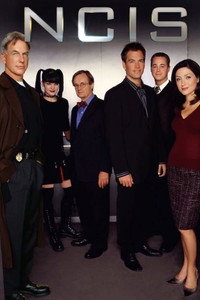 Постер сериала «Морская полиция: Спецотдел (2003)» — (40 из 115)