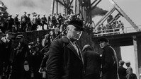 «Как зелена была моя долина (1941)» — обои к фильму #3