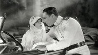 «Paid to Love (1927)» — обои к фильму #1